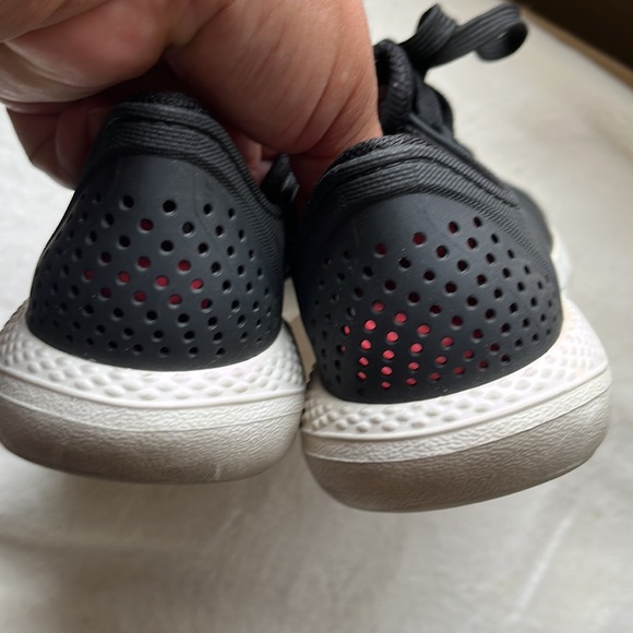 Women’s crocs sneakers - Picture 2 of 5